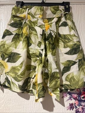 H&M White Lemon Print Paperbag Waist Shorts